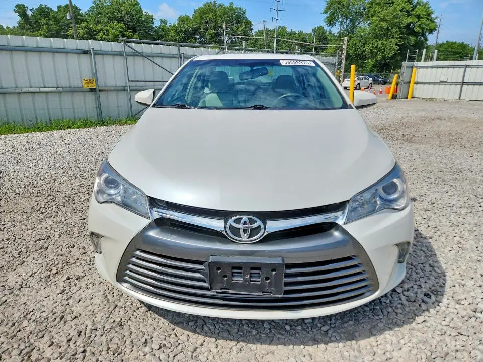 2017 TOYOTA CAMRY XLE  