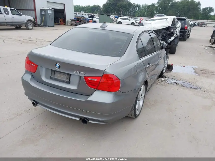 2011 BMW 335I  