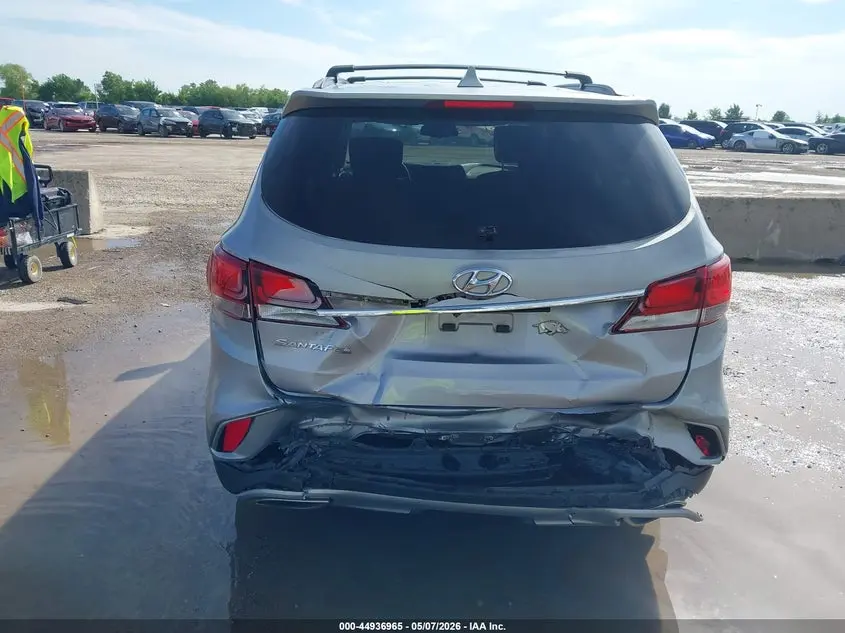 2017 HYUNDAI SANTA FE SE