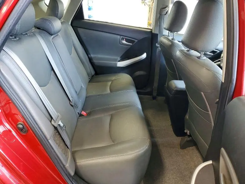 2013 TOYOTA PRIUS TWO  