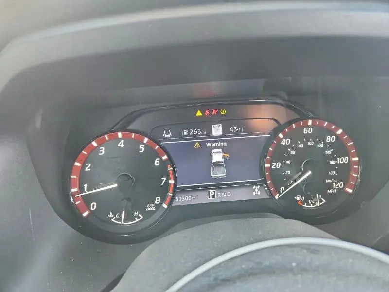 2021 NISSAN TITAN SV  