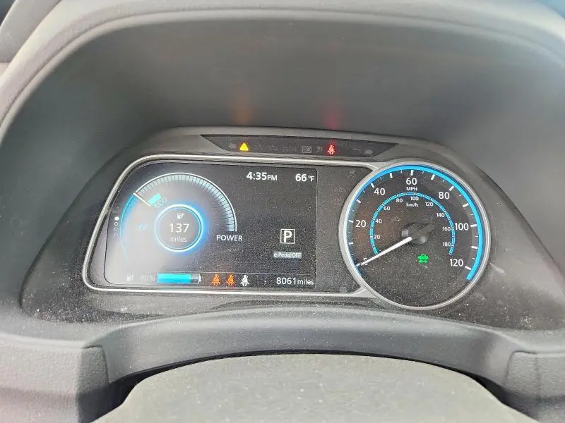 2024 NISSAN LEAF S  