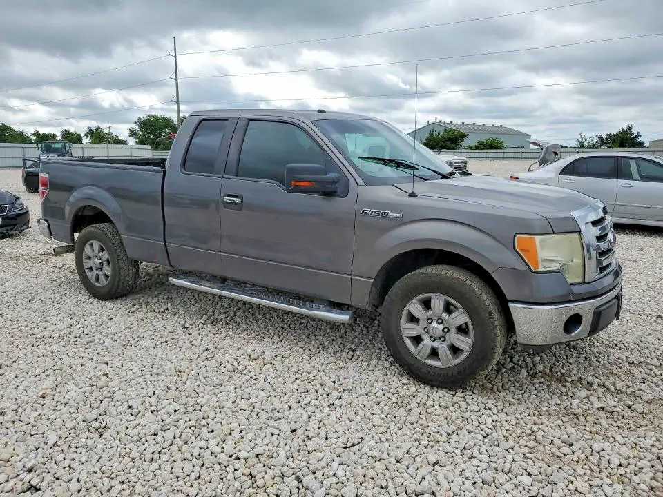 2011 FORD F150 SUPER CAB  