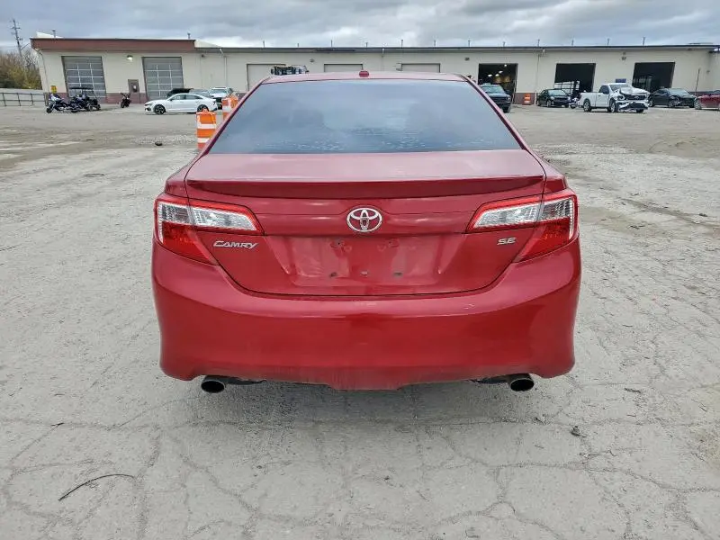 2012 TOYOTA CAMRY SE  
