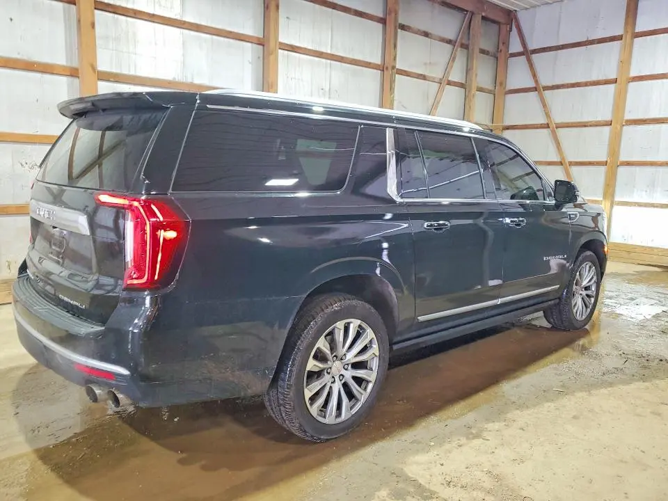 2022 GMC YUKON XL DENALI  