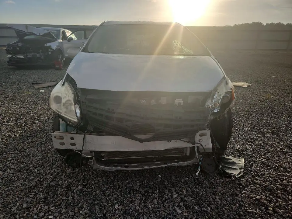 2013 TOYOTA PRIUS TWO  