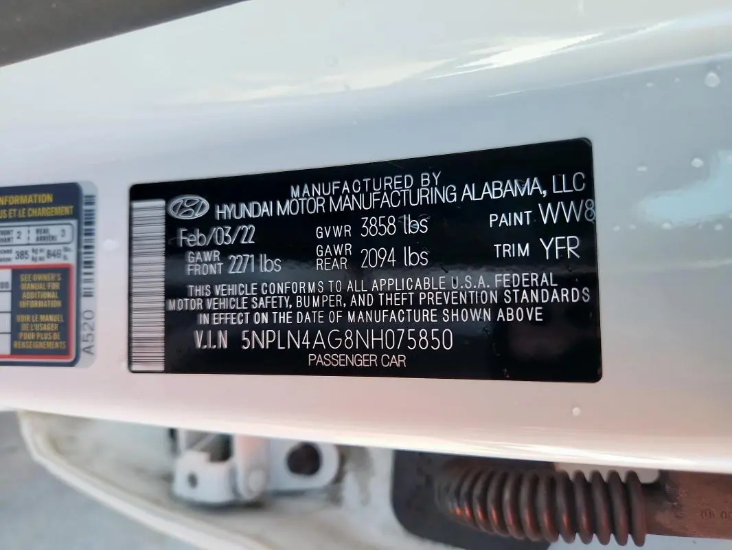 2022 HYUNDAI ELANTRA SEL  