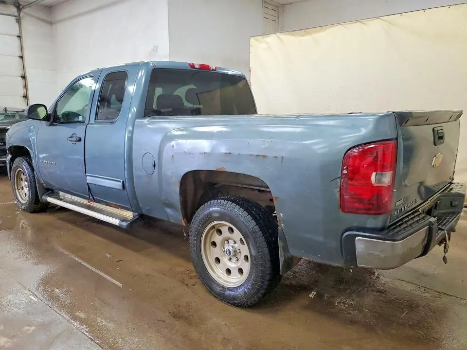 2011 CHEVROLET SILVERADO C1500 LS  