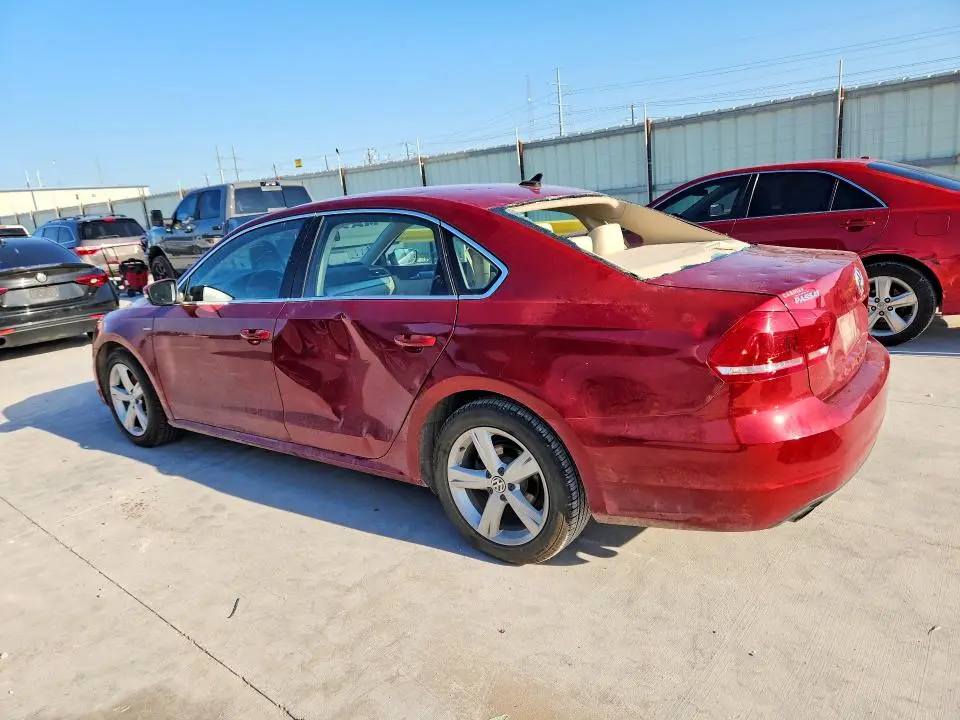 2015 VOLKSWAGEN PASSAT S  