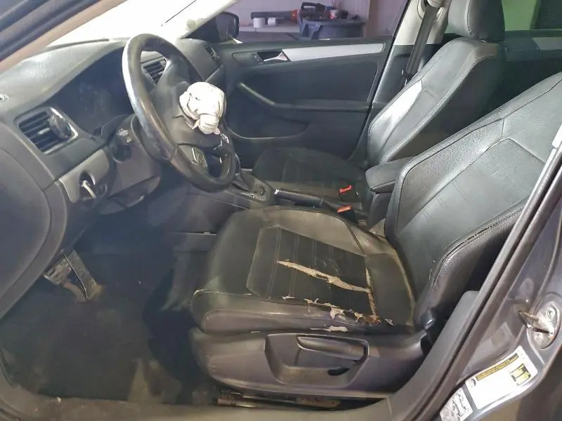 2011 VOLKSWAGEN JETTA SEL  