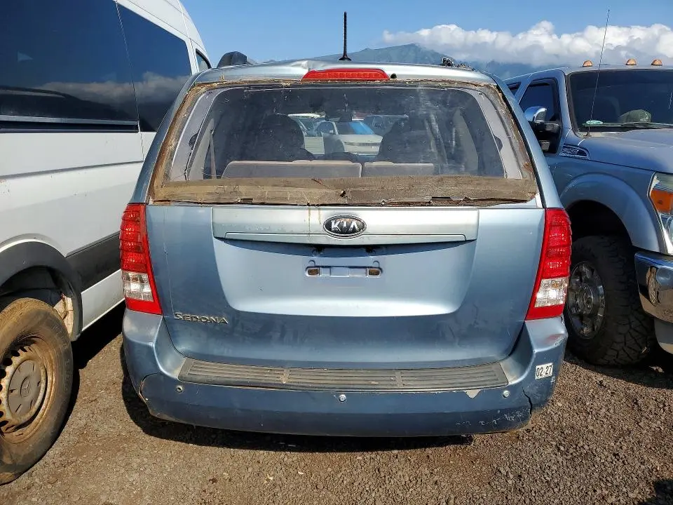 2012 KIA SEDONA LX  