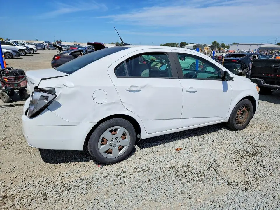 2014 CHEVROLET SONIC LS  