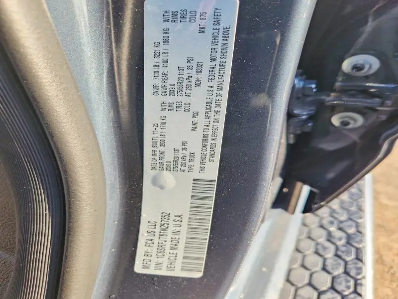2026 RAM 1500 LARAMIE  