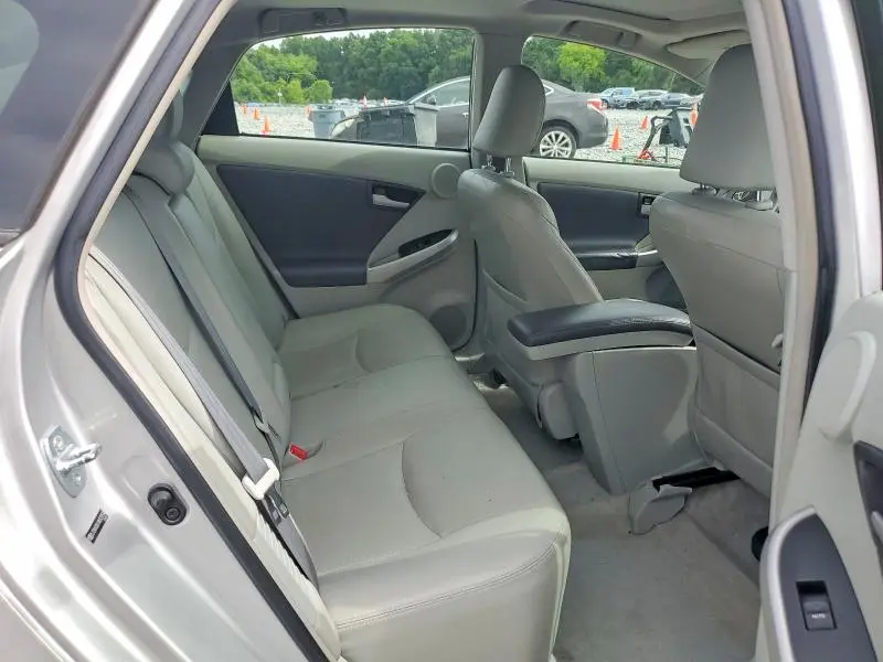 2010 TOYOTA PRIUS IV  