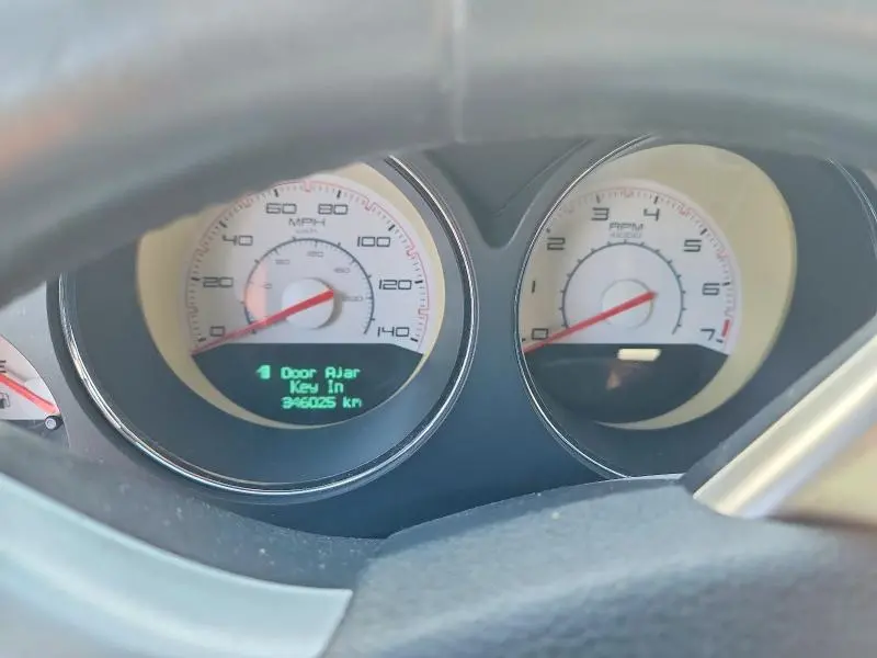 2013 DODGE CHALLENGER SXT  