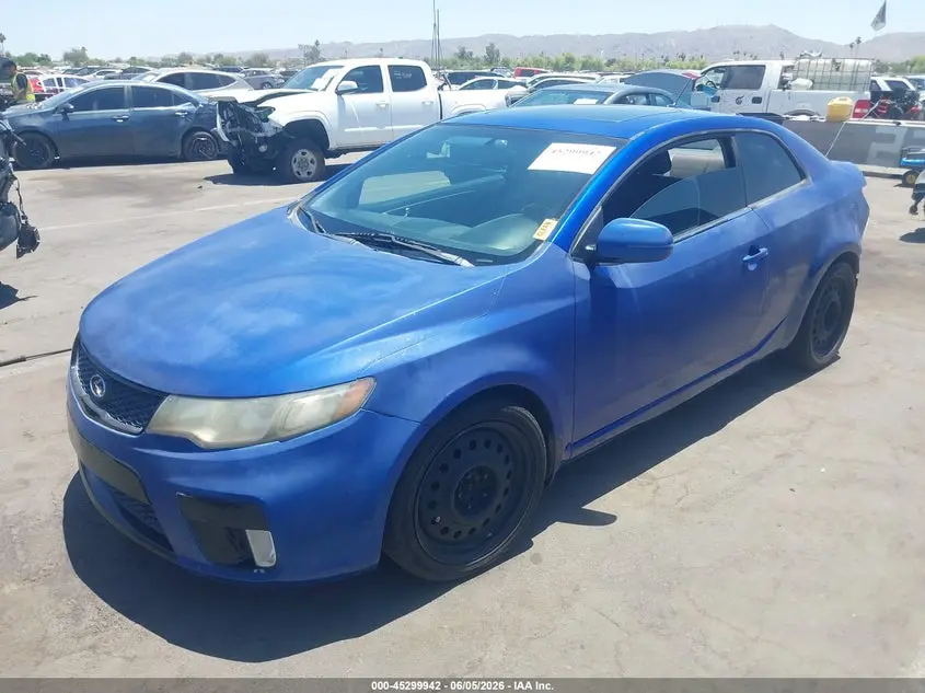 2013 KIA FORTE KOUP SX