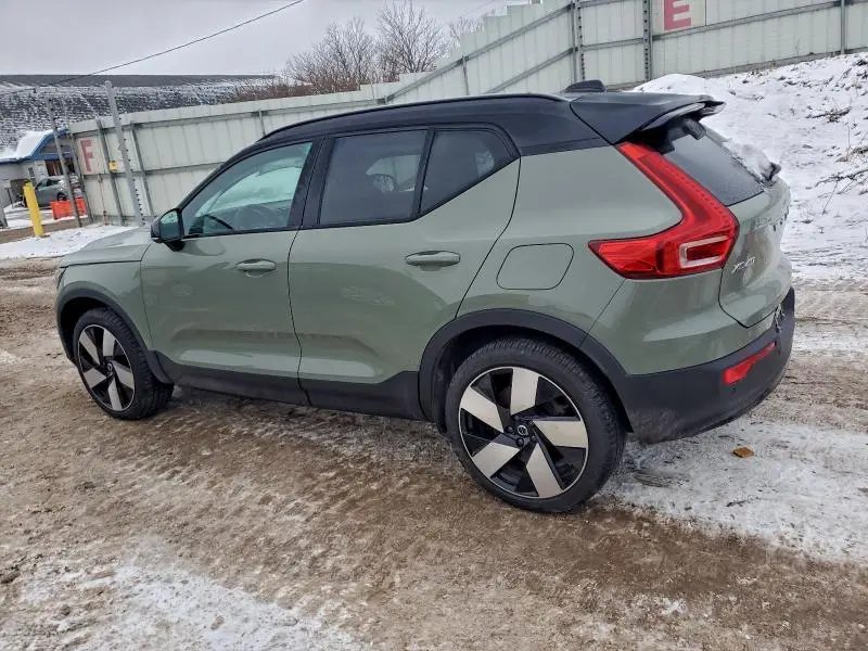 2024 VOLVO XC40 RECHARGE ULTIMATE  