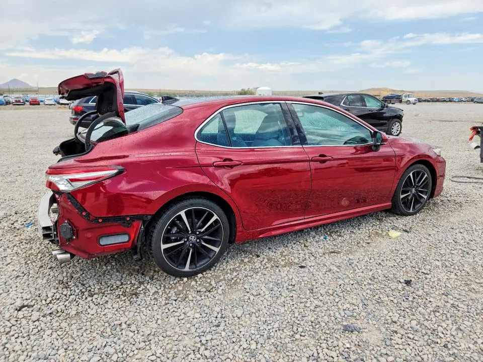 2018 TOYOTA CAMRY XSE V6  