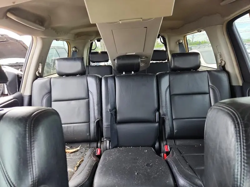 2010 INFINITI QX56 BASE  