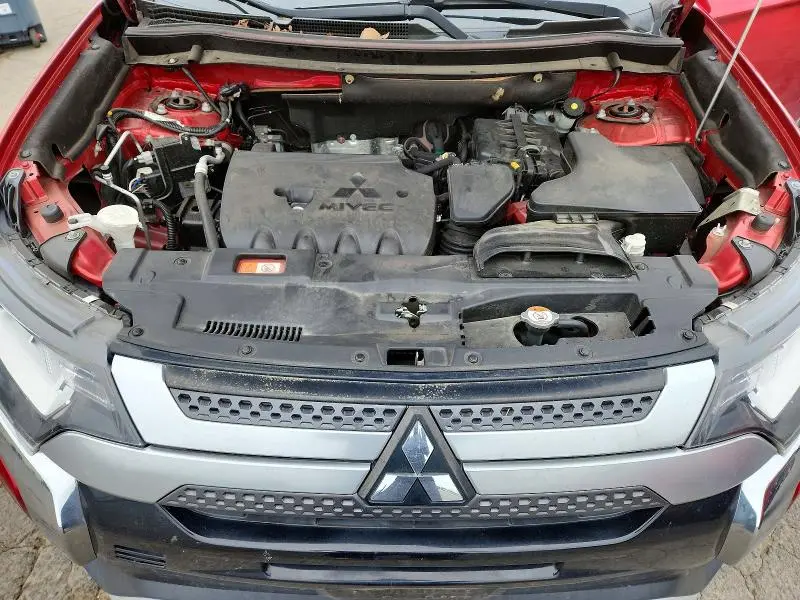 2020 MITSUBISHI OUTLANDER SE  