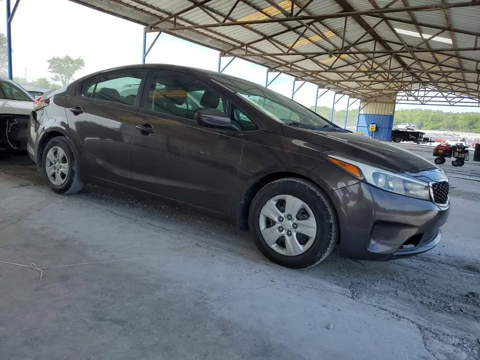 2018 KIA FORTE LX  