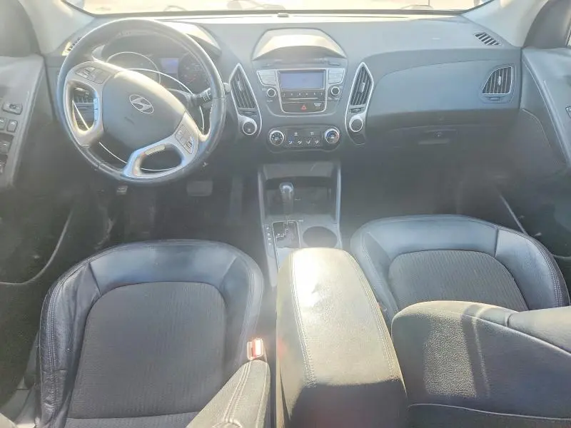 2011 HYUNDAI TUCSON GLS  