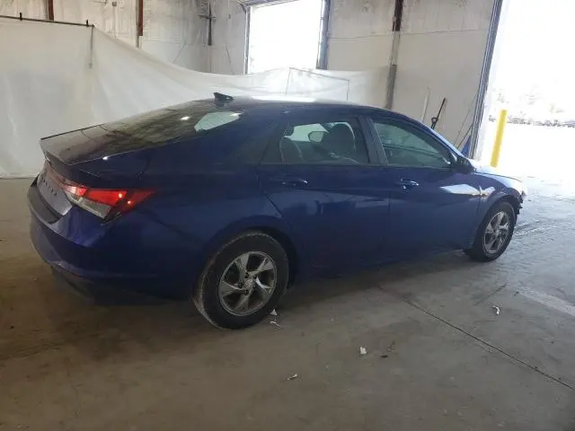2022 HYUNDAI ELANTRA SE  