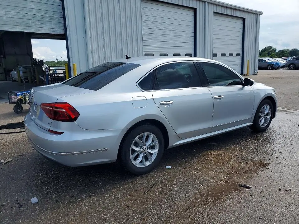 2017 VOLKSWAGEN PASSAT S  