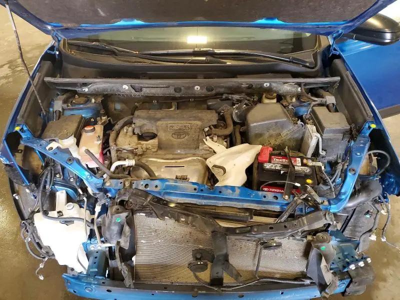 2016 TOYOTA RAV4 LE  