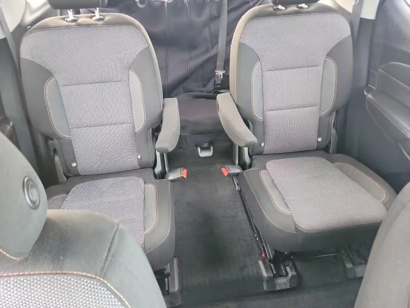 2018 CHEVROLET TRAVERSE LT  
