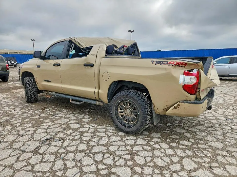 2020 TOYOTA TUNDRA SR5  