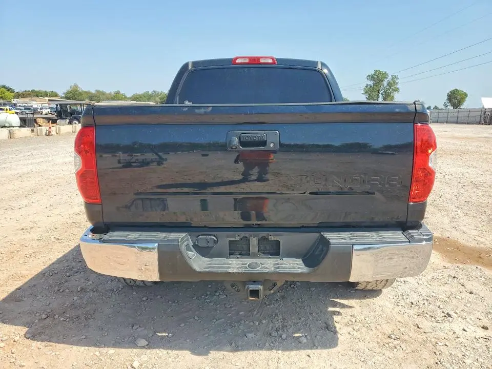 2014 TOYOTA TUNDRA CREWMAX LIMITED  
