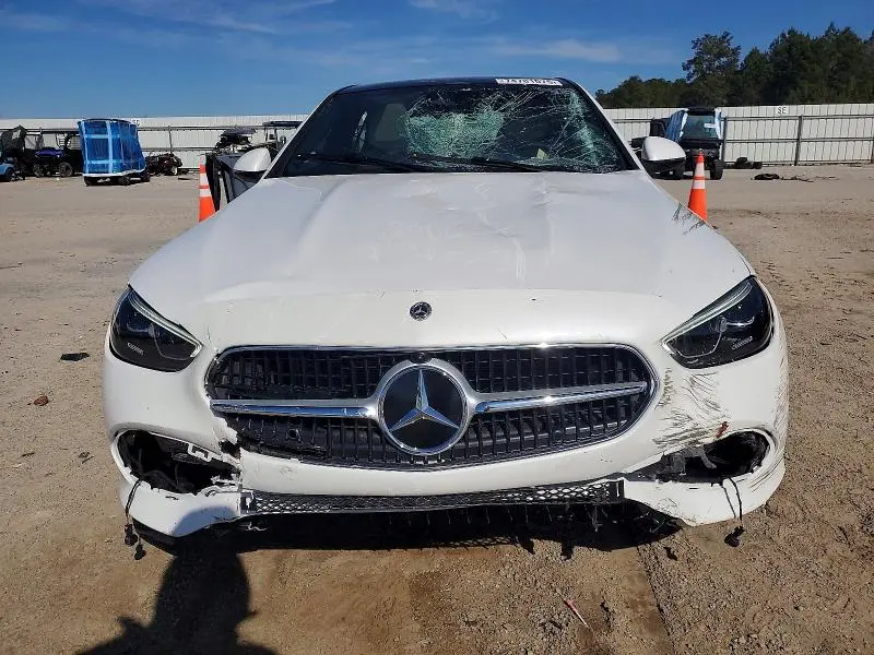 2026 MERCEDES-BENZ C 300  