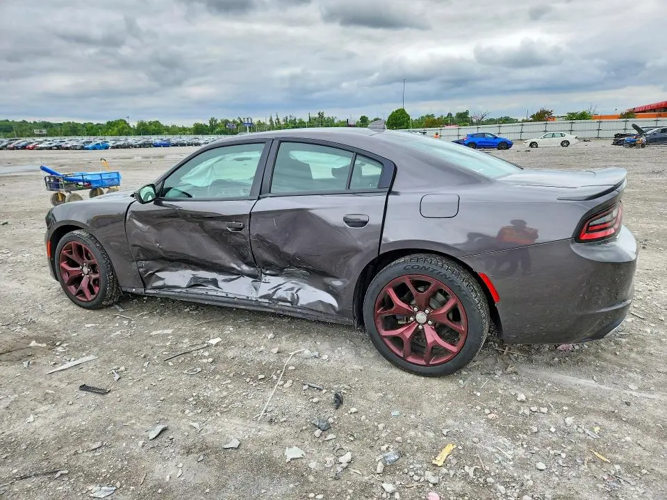 2015 DODGE CHARGER SXT  
