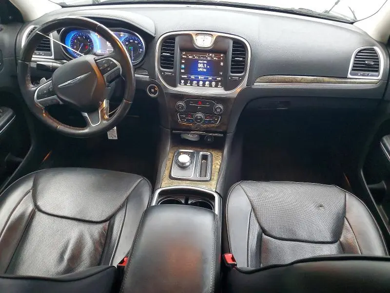 2015 CHRYSLER 300C   