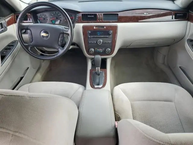 2011 CHEVROLET IMPALA LT  