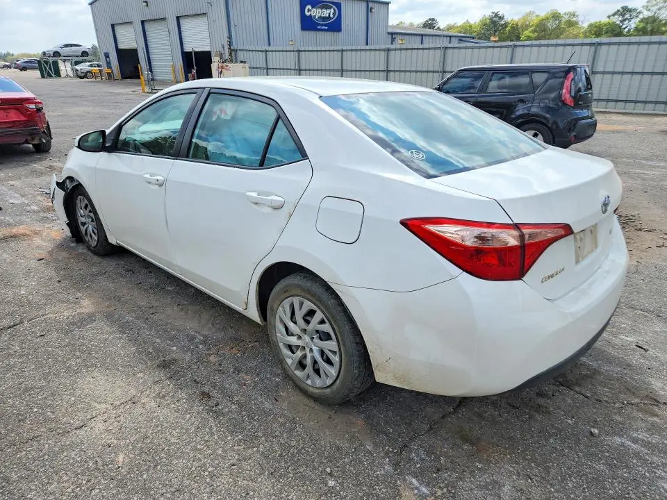 2018 TOYOTA COROLLA LE  