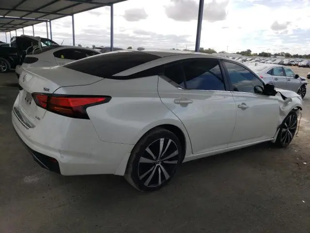 2019 NISSAN ALTIMA SR