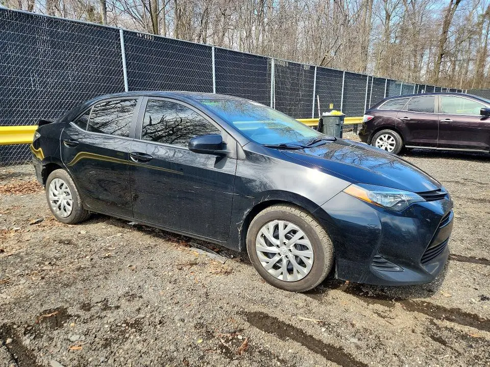 2019 TOYOTA COROLLA LE  