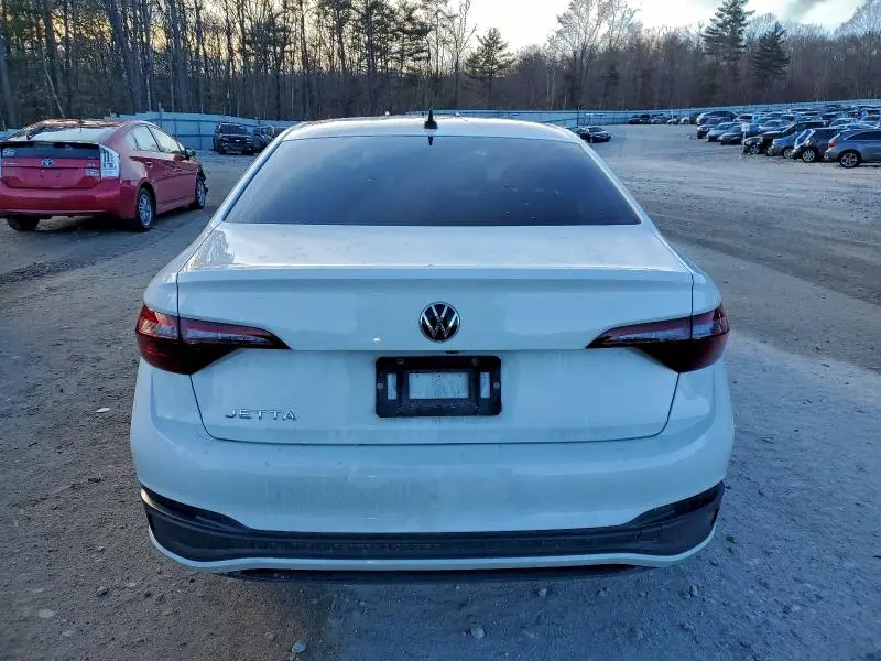 2024 VOLKSWAGEN JETTA SPORT  