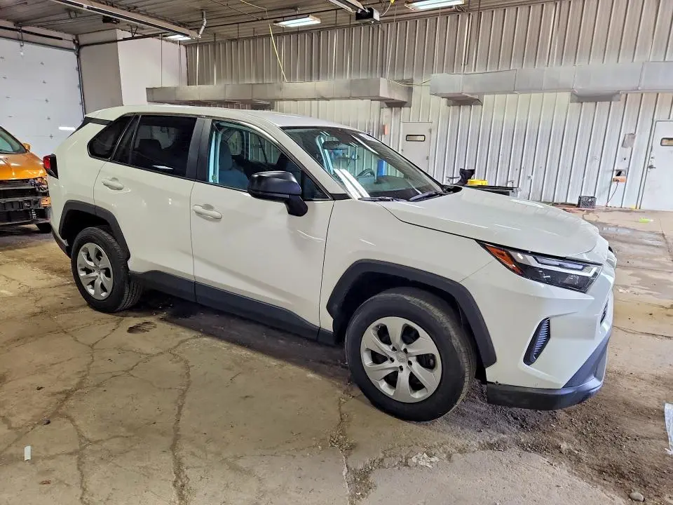 2024 TOYOTA RAV4 LE  