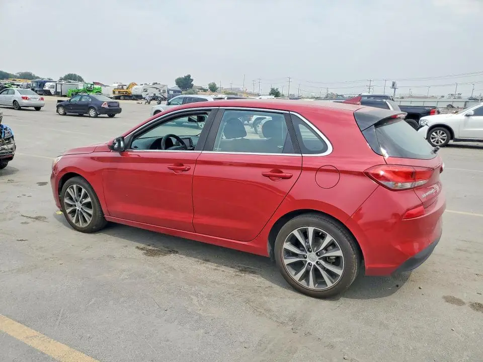 2018 HYUNDAI ELANTRA GT BASE  