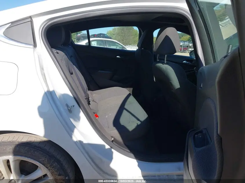 2018 CHEVROLET CRUZE LT AUTO