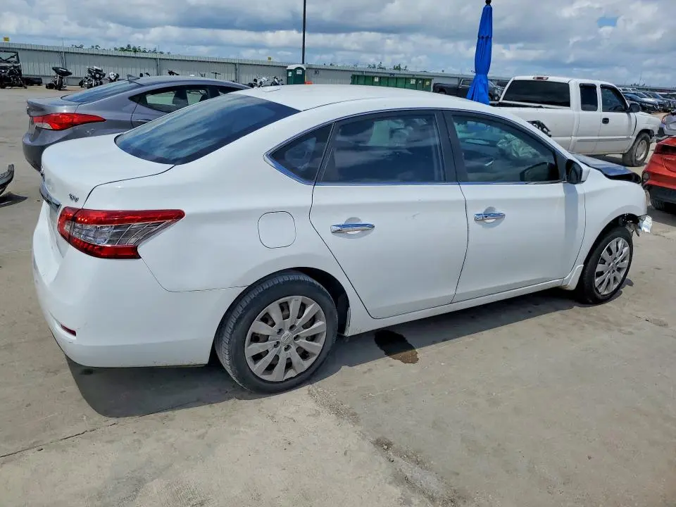 2015 NISSAN SENTRA SV  