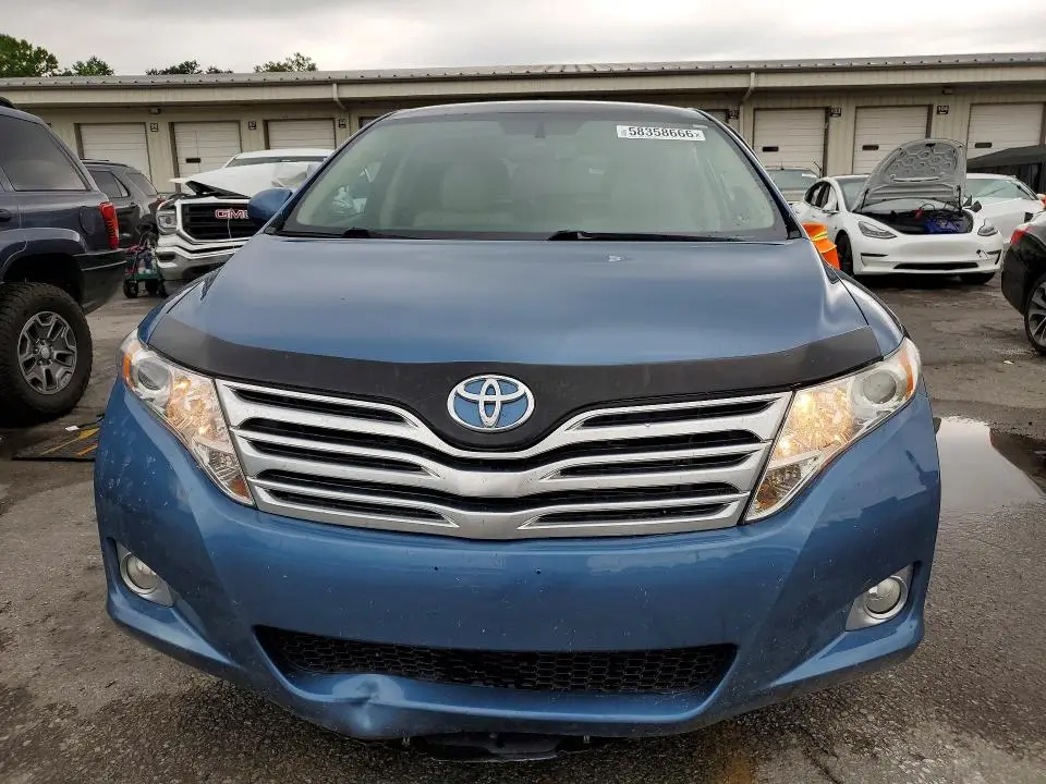 2010 TOYOTA VENZA AWD V6  