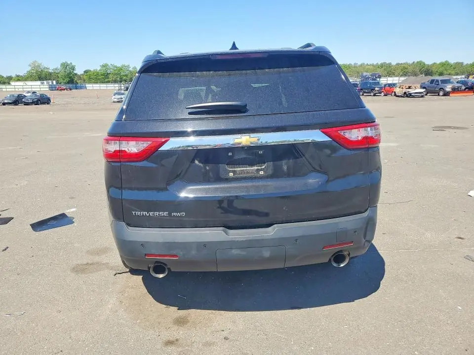 2020 CHEVROLET TRAVERSE LT  
