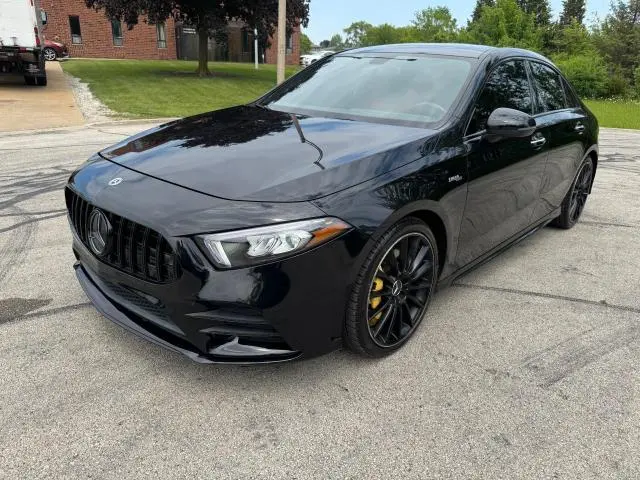 2021 MERCEDES-BENZ A 35 AMG  