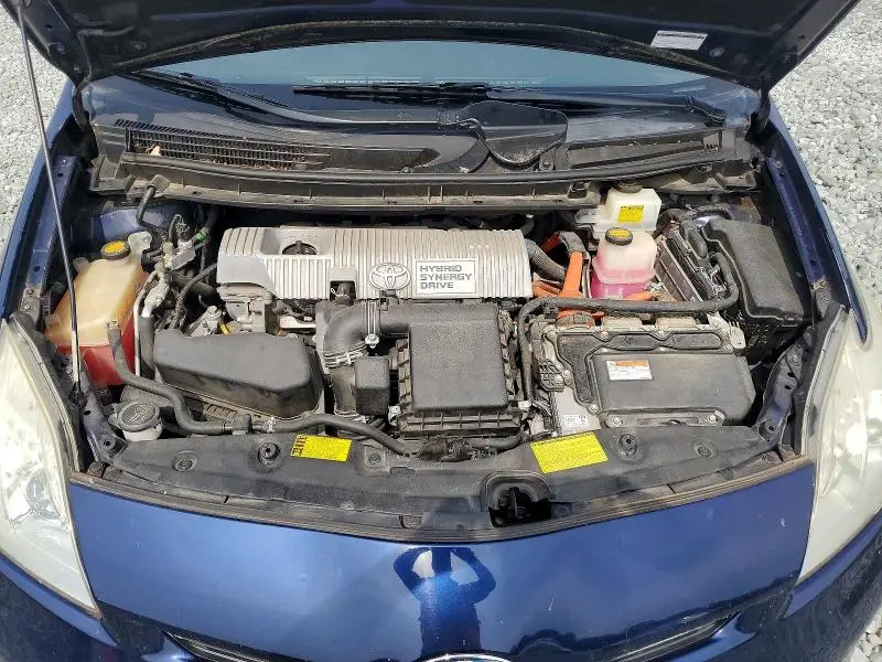 2014 TOYOTA PRIUS TWO  