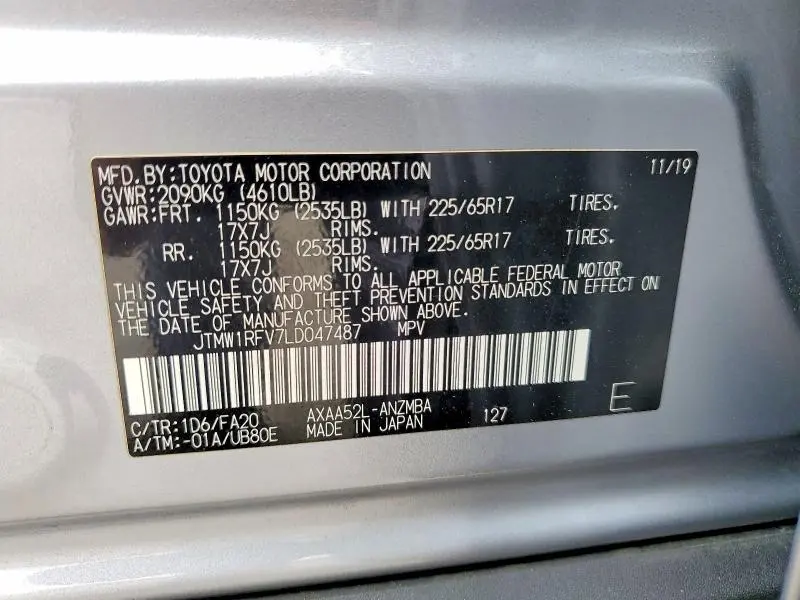 2020 TOYOTA RAV4 XLE  
