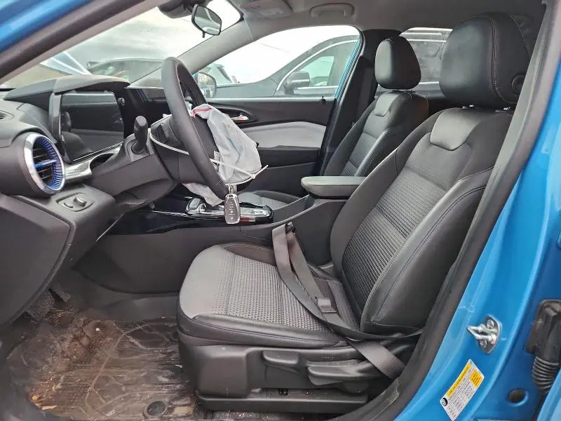 2025 CHEVROLET TRAX 1LT  